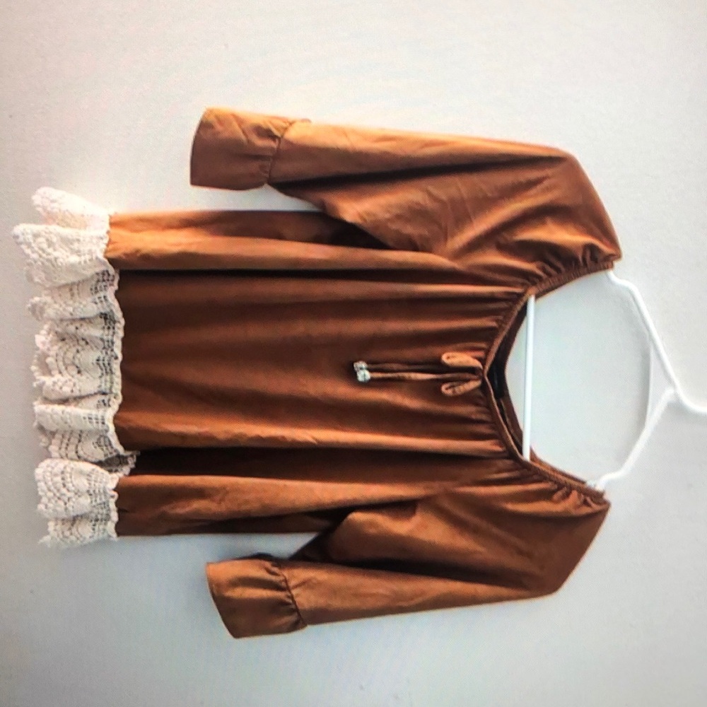 Women’s lace trim top